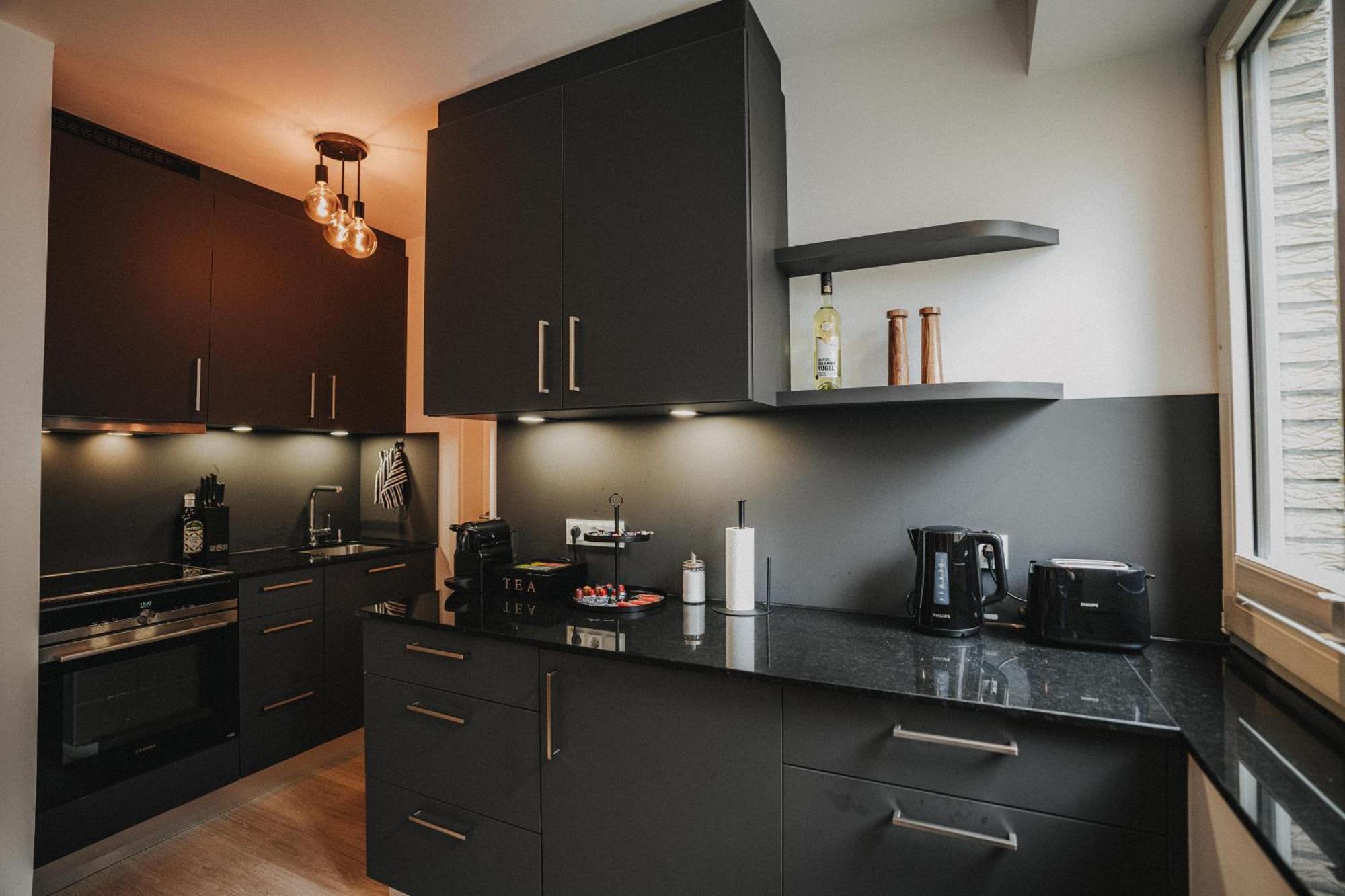 Downtown Apartment Mit Luxusbad Am Hafen Nur 5 Minuten Zu Fuss In Die Innenstadt Und Zum Bahnhof! Ольденбург Экстерьер фото