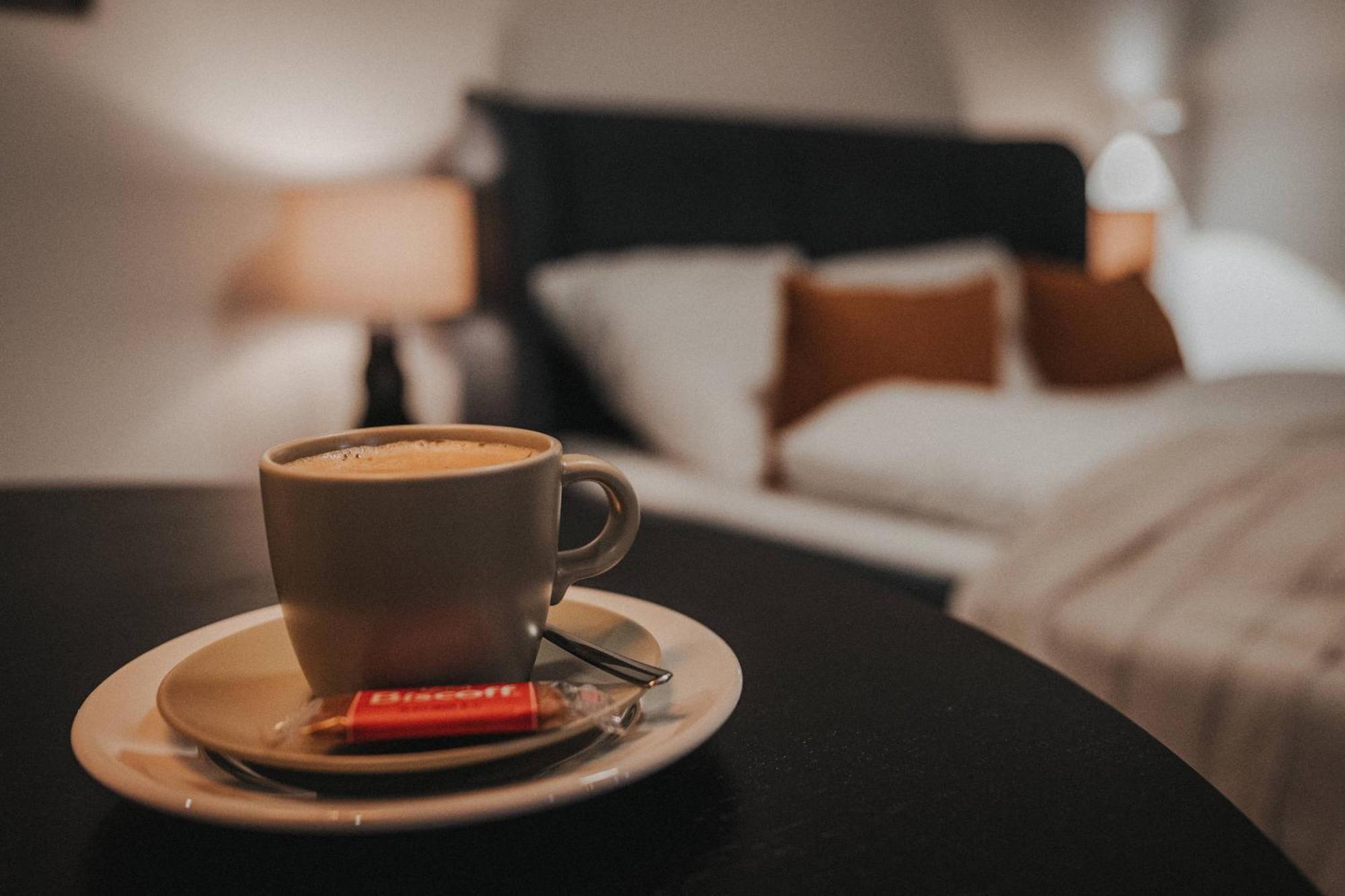 Downtown Apartment Mit Luxusbad Am Hafen Nur 5 Minuten Zu Fuss In Die Innenstadt Und Zum Bahnhof! Ольденбург Экстерьер фото